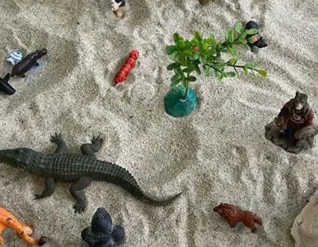 atividade-artistica-sandplay-2